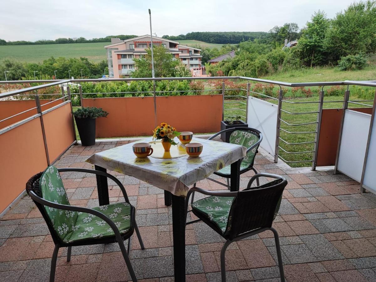 Slnecne Apartmany Подгайська Екстер'єр фото