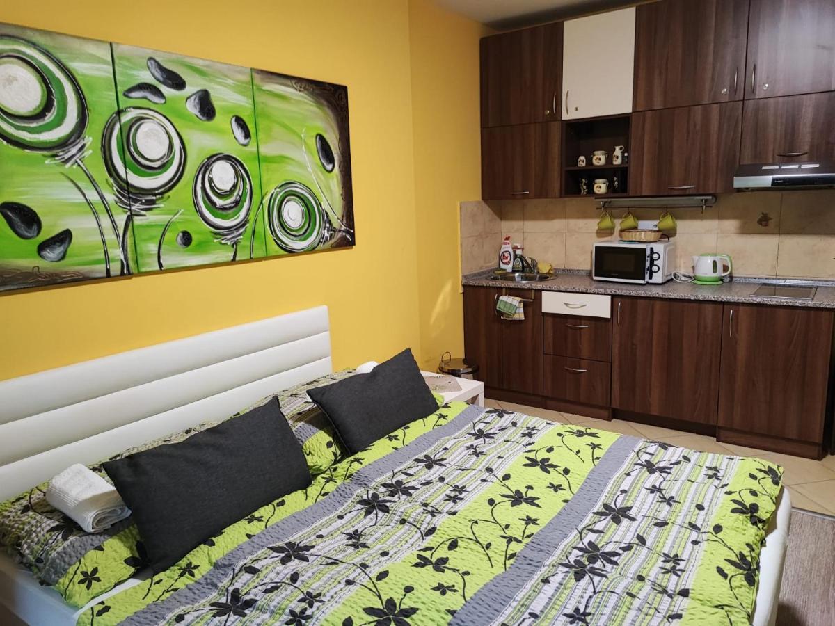 Slnecne Apartmany Подгайська Екстер'єр фото