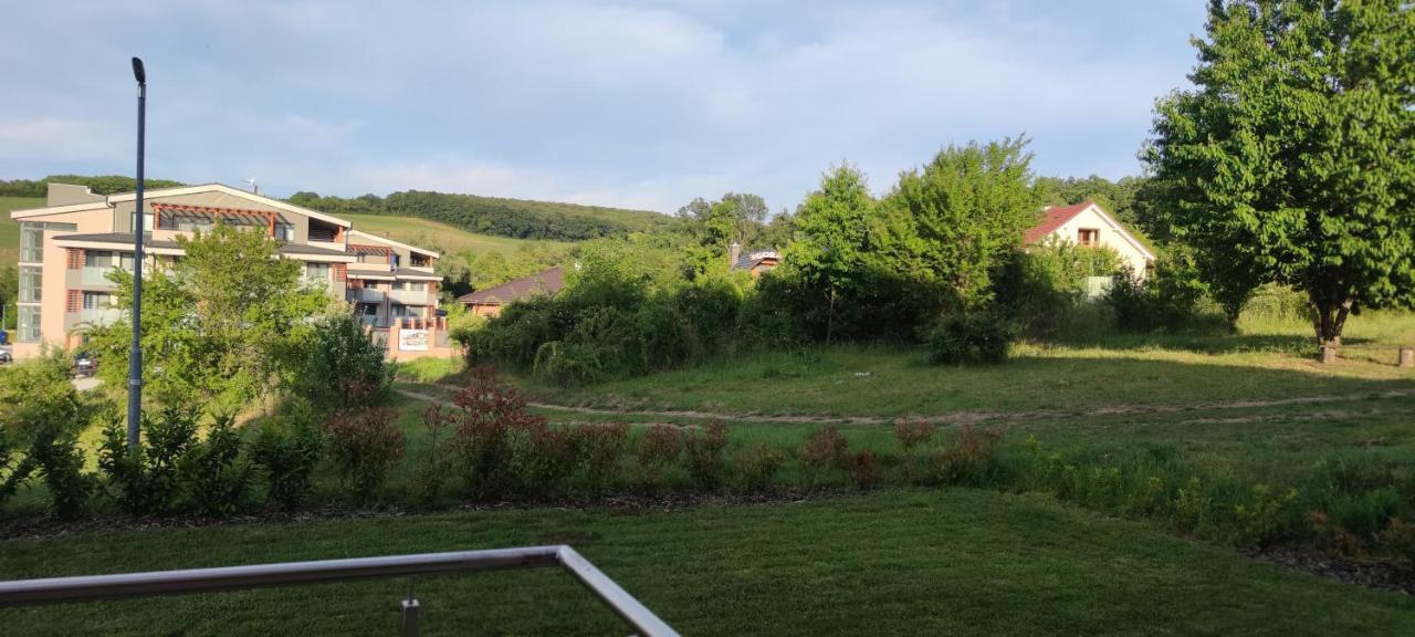 Slnecne Apartmany Подгайська Екстер'єр фото